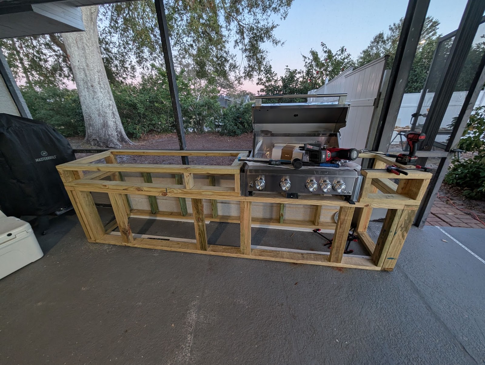 Adiing gril or stove