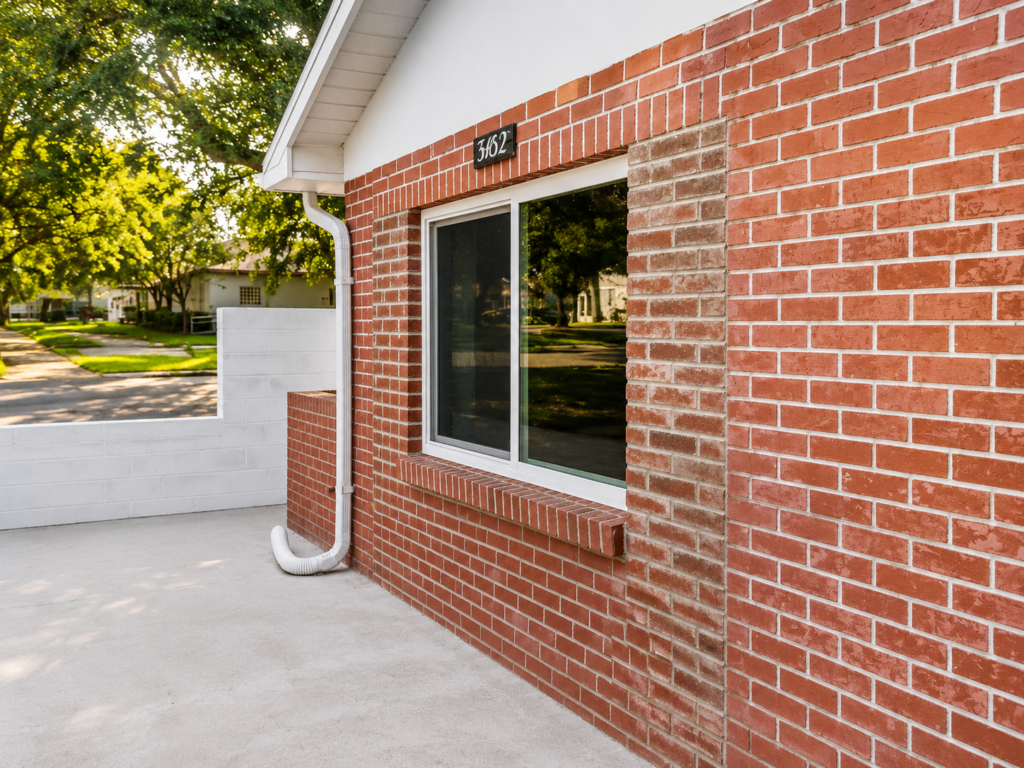 Are Impact Windows Required in Florida? (Pinellas)