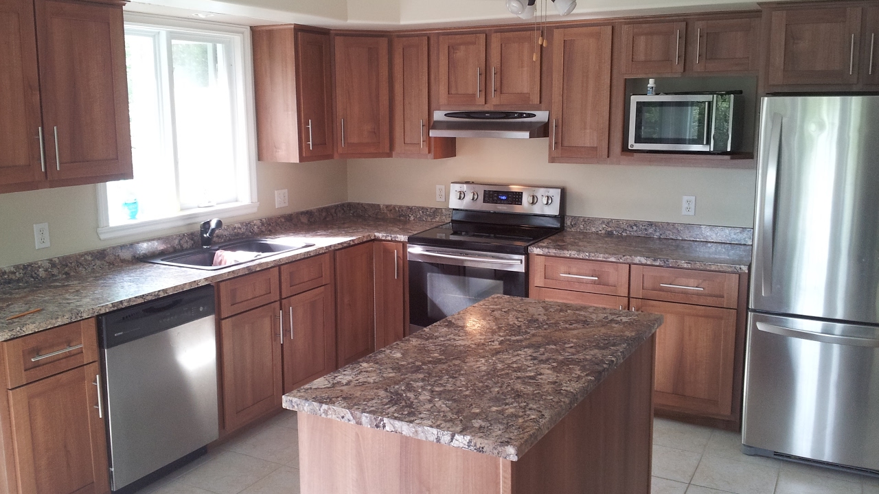 Cabinet Refacing vs. Replacement Cost in Clearwater | OCC